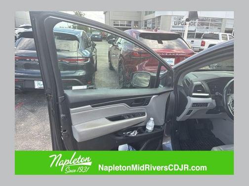 Modern Steel Metallic 2019 Honda Odyssey EX-L