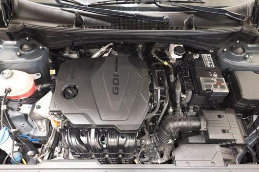 Gravity Gray 2023 Kia Sportage LX