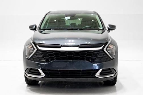 Gravity Gray 2023 Kia Sportage LX