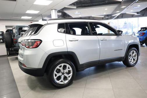 2025 Jeep Compass Latitude