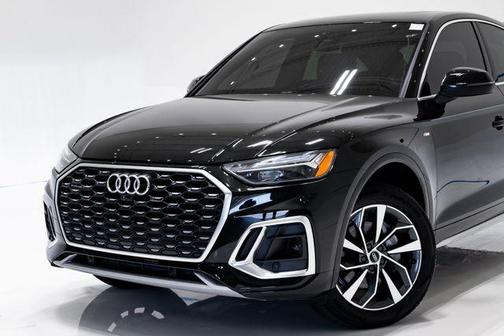 Mythos Black Metallic 2022 Audi Q5 45 S line Premium Plus