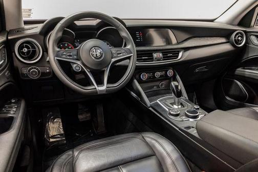 Vesuvio Gray Metallic 2019 Alfa Romeo Stelvio Base