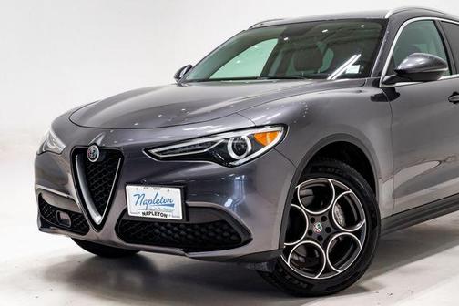 Vesuvio Gray Metallic 2019 Alfa Romeo Stelvio Base