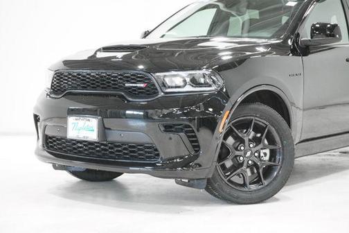 DB Black Clearcoat 2026 Dodge Durango GT HEMI V8