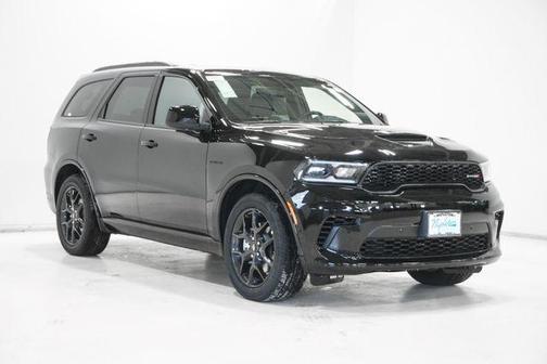 DB Black Clearcoat 2026 Dodge Durango GT HEMI V8