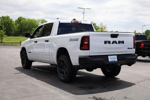 2025 RAM 1500 Warlock Crew Cab 4x4 5'7' Box