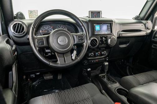 Natural Green Pearlcoat 2011 Jeep Wrangler Unlimited Sport