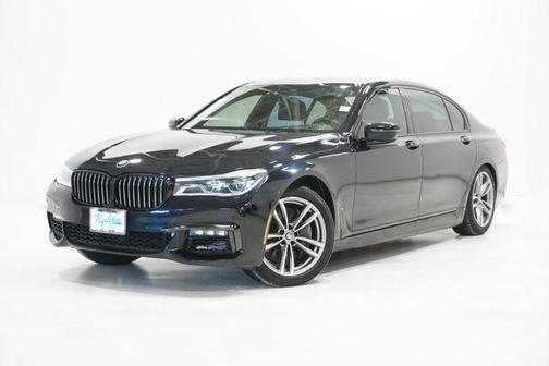 Carbon Black Metallic 2019 BMW 750 i xDrive