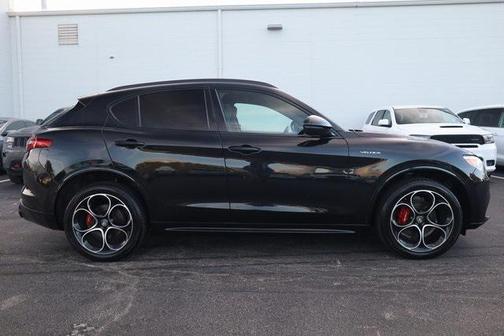 2022 Alfa Romeo Stelvio Ti