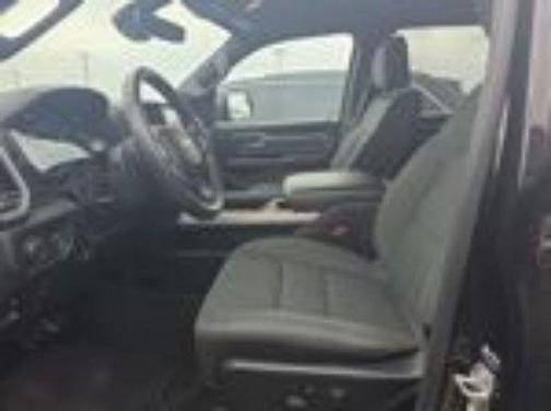 Diamond Black Crystal Pearlcoat 2023 RAM 1500 Big Horn/Lone Star