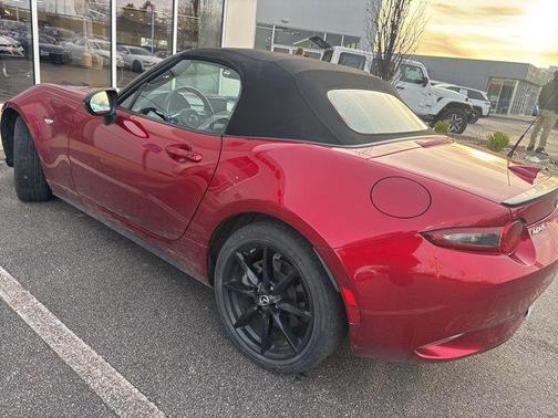 2019 Mazda MX-5 Miata Club