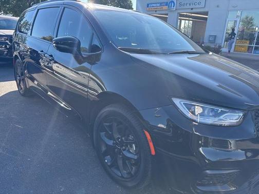 2024 Chrysler Pacifica Limited