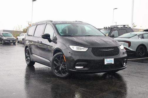 2024 Chrysler Pacifica Limited