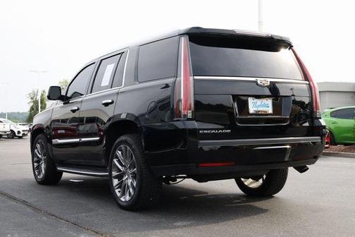 2017 Cadillac Escalade Luxury