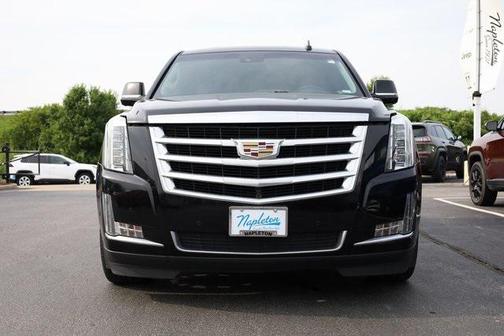 2017 Cadillac Escalade Luxury