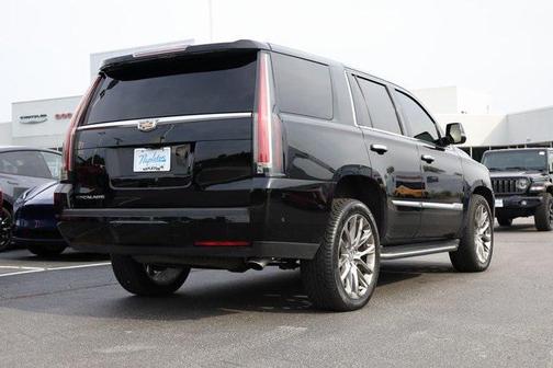 2017 Cadillac Escalade Luxury