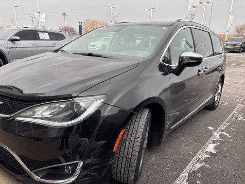 2019 Chrysler Pacifica Limited