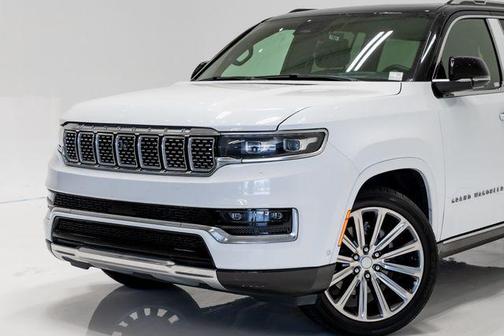 Bright White Clearcoat 2023 Jeep Grand Wagoneer Series II 4x4