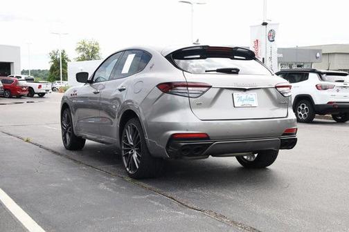2022 Maserati Levante Trofeo