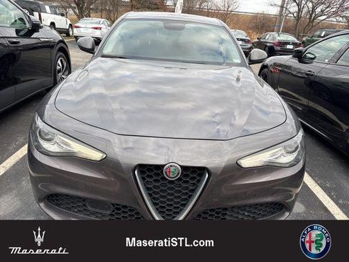 2018 Alfa Romeo Giulia Base