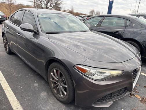 2018 Alfa Romeo Giulia Base