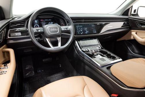 2023 Audi Q8 55 Premium