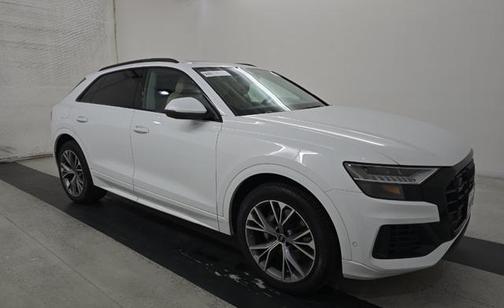 2023 Audi Q8 55 Premium