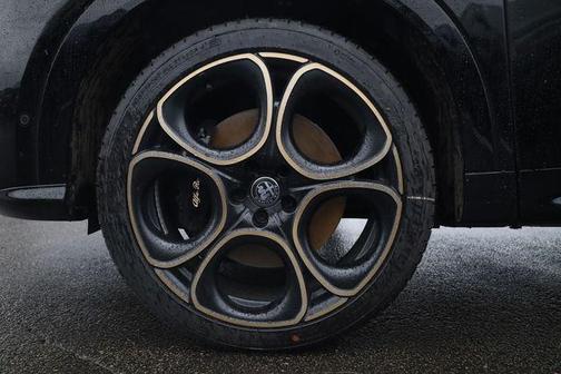 2025 Alfa Romeo Tonale Intensa AWD