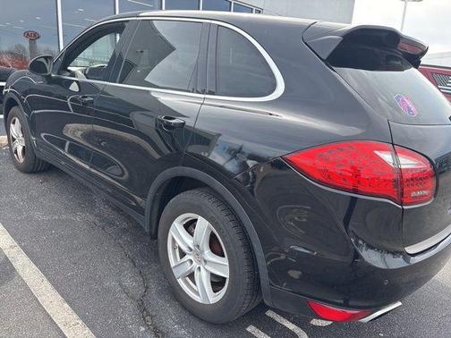 2012 Porsche Cayenne Cayenne