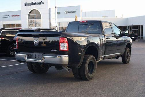 2024 RAM 3500 Tradesman Crew Cab 4x4 8' Box
