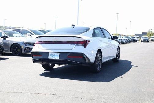 2025 Hyundai ELANTRA Sport