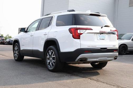 2023 GMC Acadia AWD SLT