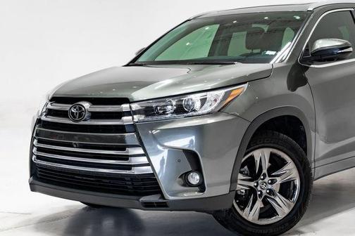 Alumina Jade Metallic 2017 Toyota Highlander Limited Platinum