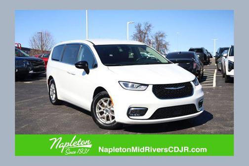 2024 Chrysler Pacifica Touring L