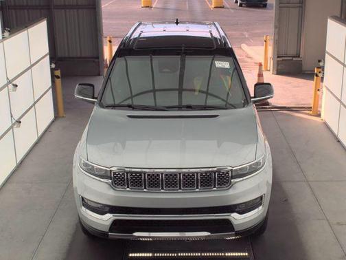 2023 Jeep Grand Wagoneer 4x4