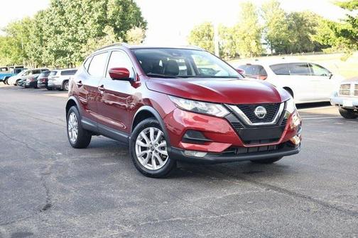 2022 Nissan Rogue Sport SV