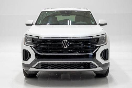 Pure White 2025 Volkswagen Atlas Cross Sport 2.0T SEL