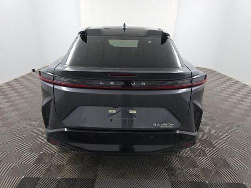 2023 Lexus RZ 450e Luxury