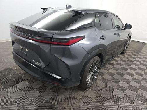 2023 Lexus RZ 450e Luxury