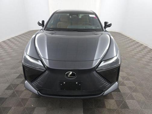 2023 Lexus RZ 450e Luxury