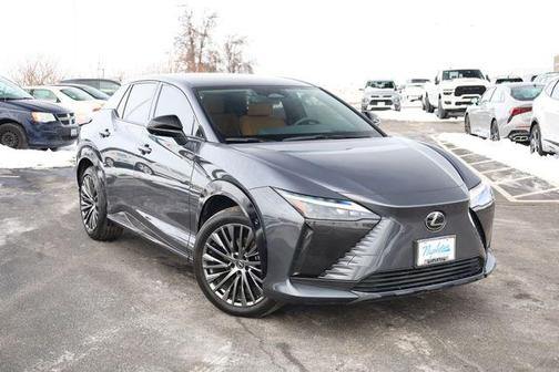 2023 Lexus RZ 450e Luxury