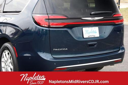 2025 Chrysler Pacifica L