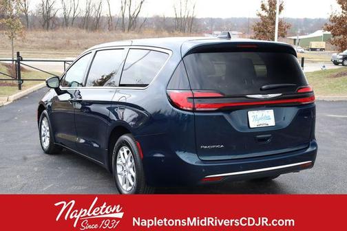 2025 Chrysler Pacifica L