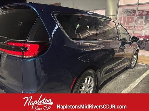 2025 Chrysler Pacifica L