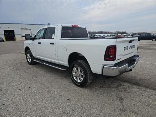 2025 RAM 2500 Big Horn Crew Cab 4x4 6'4' Box