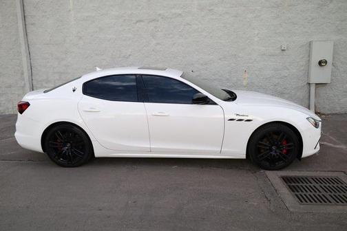 2022 Maserati Ghibli Modena
