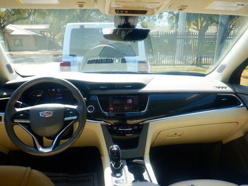 2021 Cadillac XT6 Premium Luxury AWD