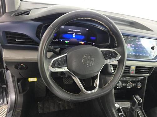 Platinum Gray Metallic 2024 Volkswagen Taos 1.5T SE
