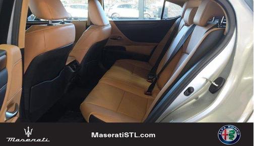 2024 Lexus ES 300h Base