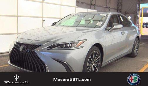 2024 Lexus ES 300h Base